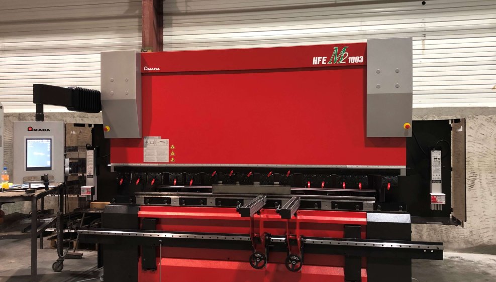 Nouvelle machine presse plieuse AMADA HFE M2 1003