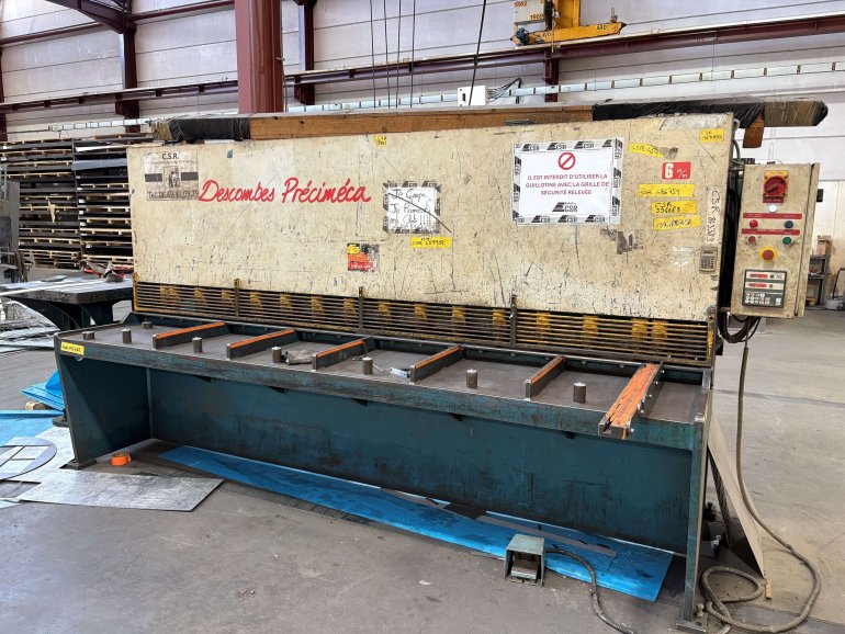Cisaille guillotine de 3m